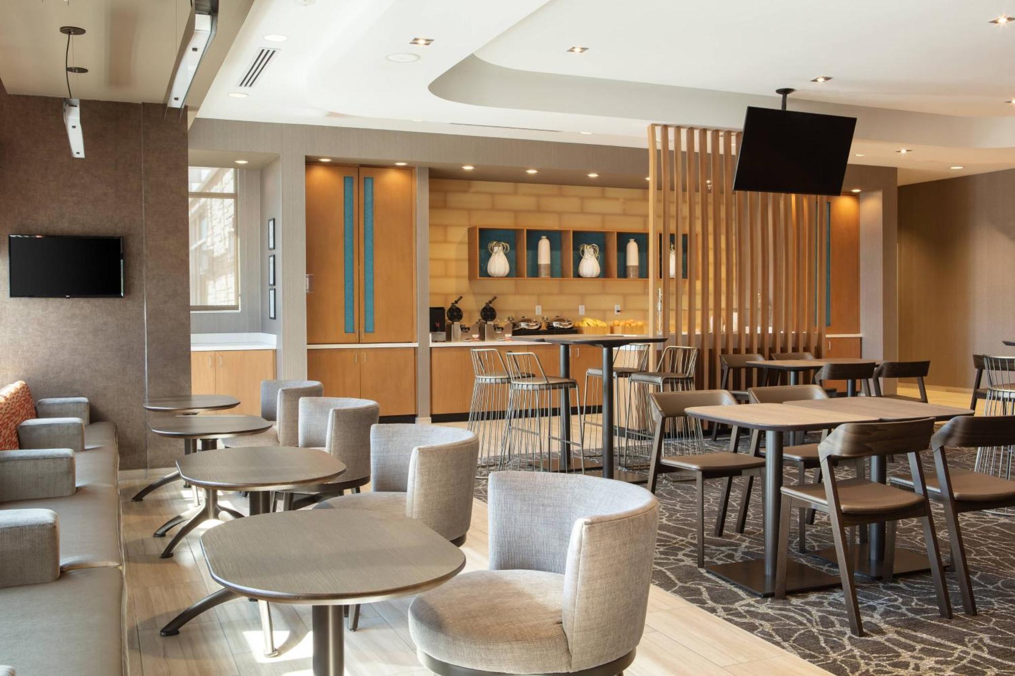 Springhill Suites By Marriott Ames Exterior foto