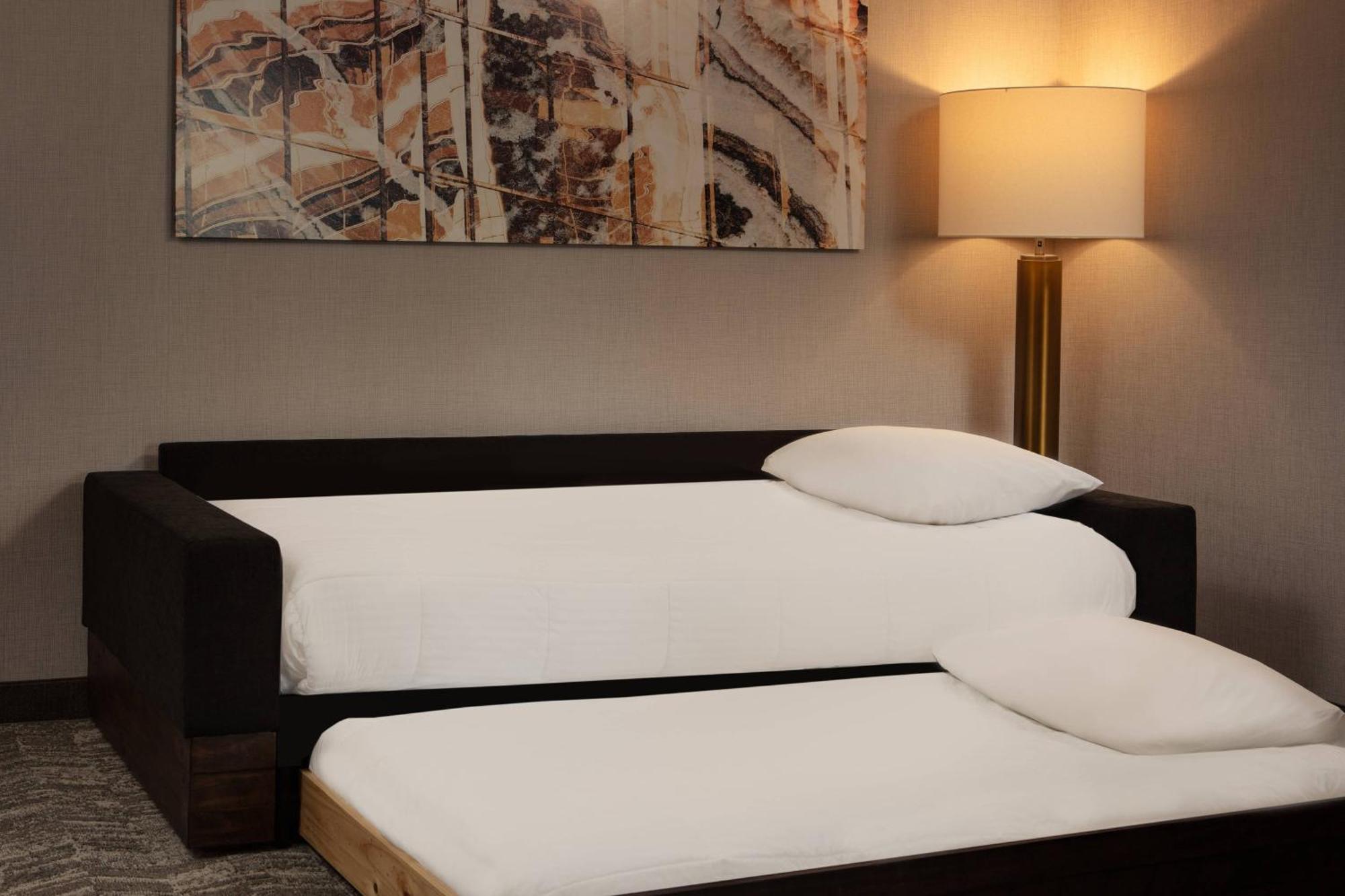 Springhill Suites By Marriott Ames Exterior foto