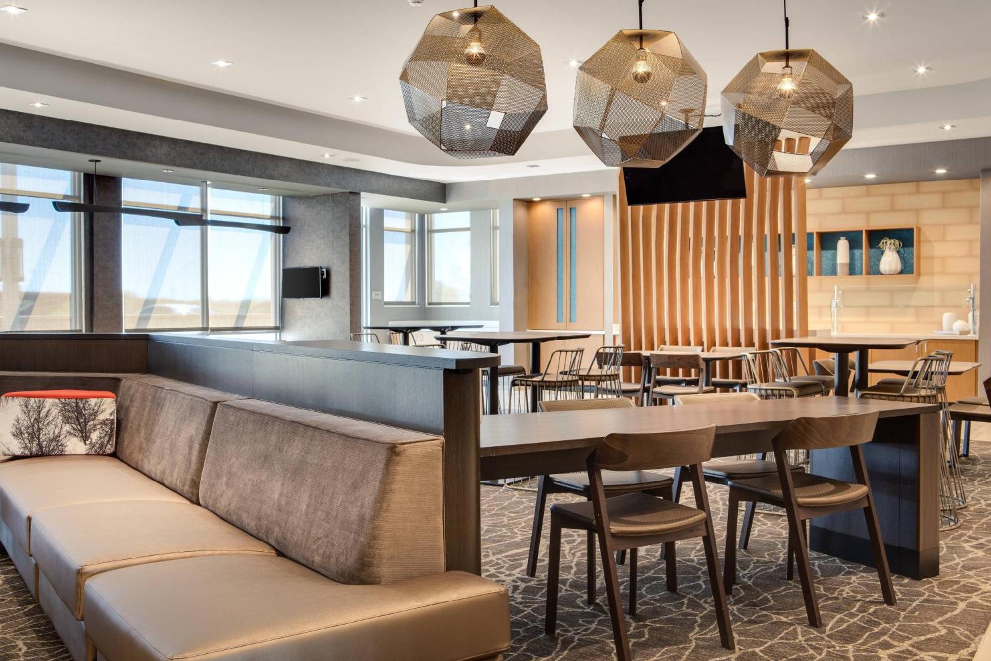 Springhill Suites By Marriott Ames Exterior foto